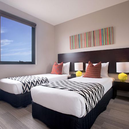 Quest Mascot Serviced Apartments ภายนอก รูปภาพ